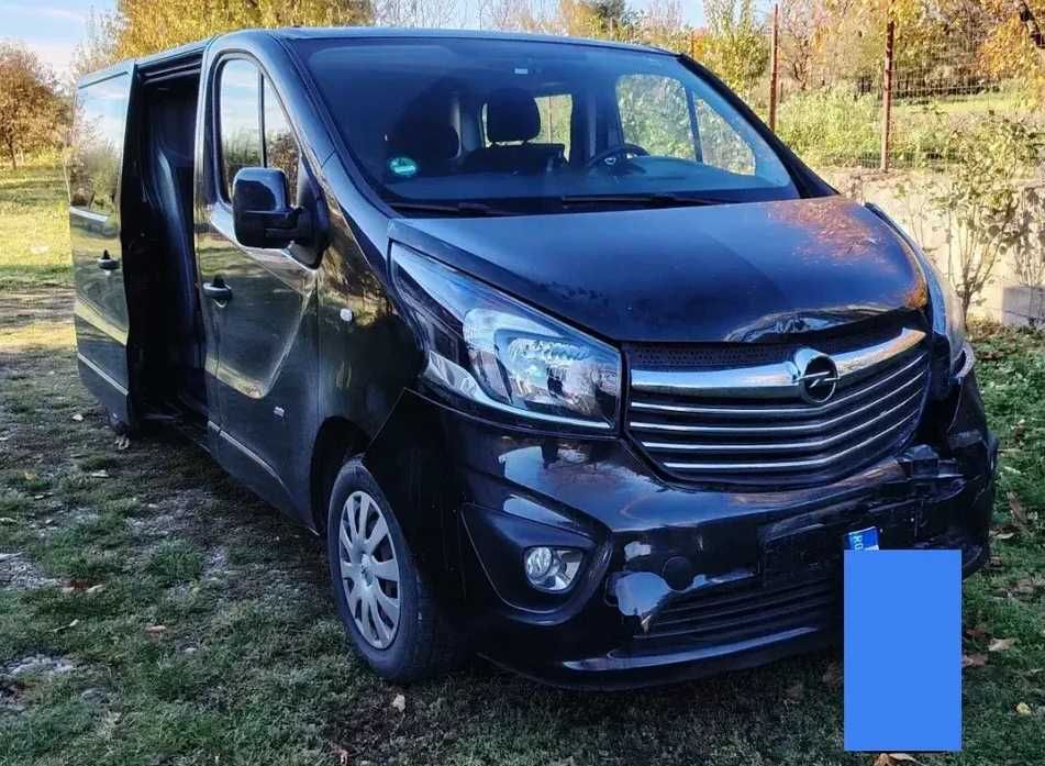 opel vivaro 5 locuri 1.6d 2015 avariat