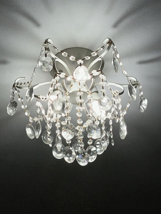 Люстра для кухня или прихожу