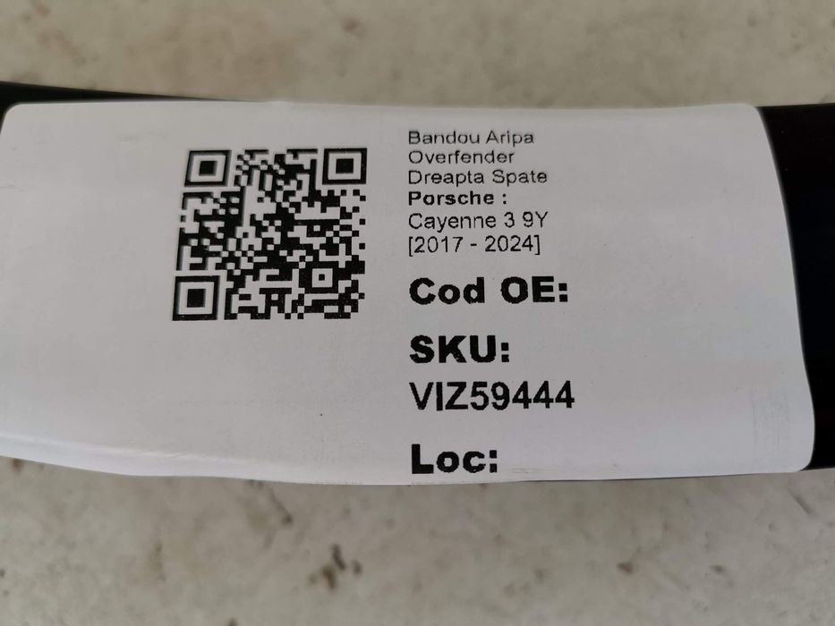 Порше Каен / Porsche Cayenne 3 9Y [ - ] Оригинален заден десен калобра