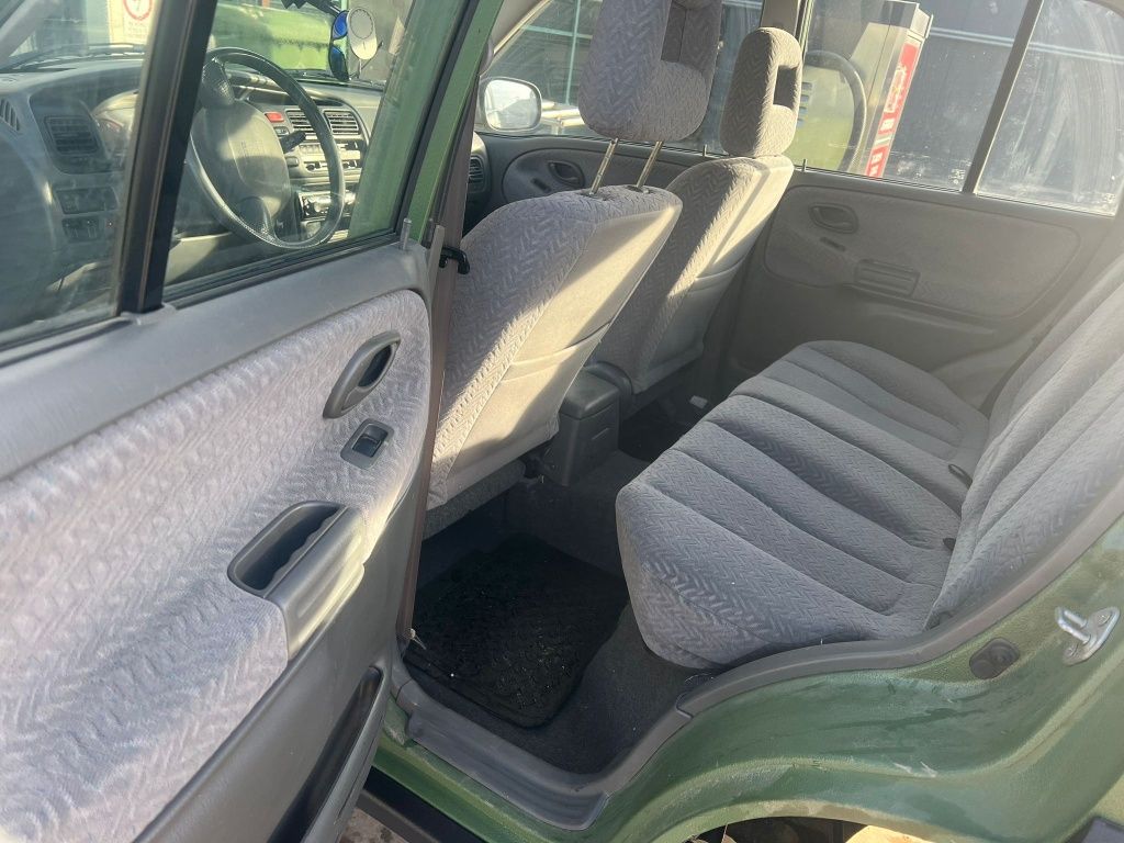 Suzuki grand vitara vând sau schimb