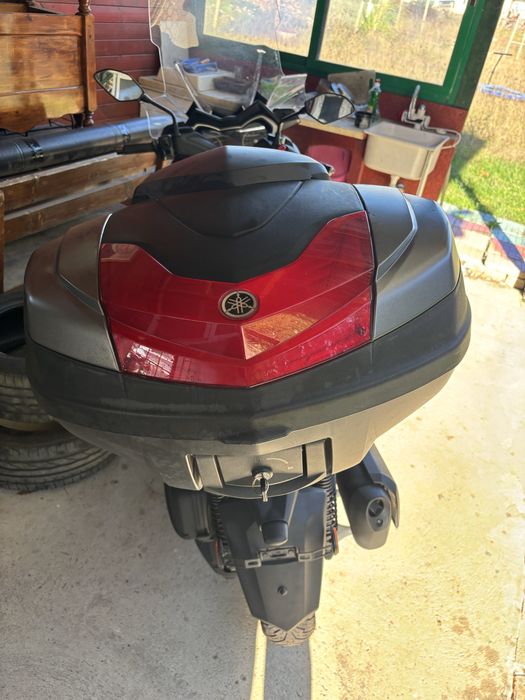 Куфар за yamaha x-max 300