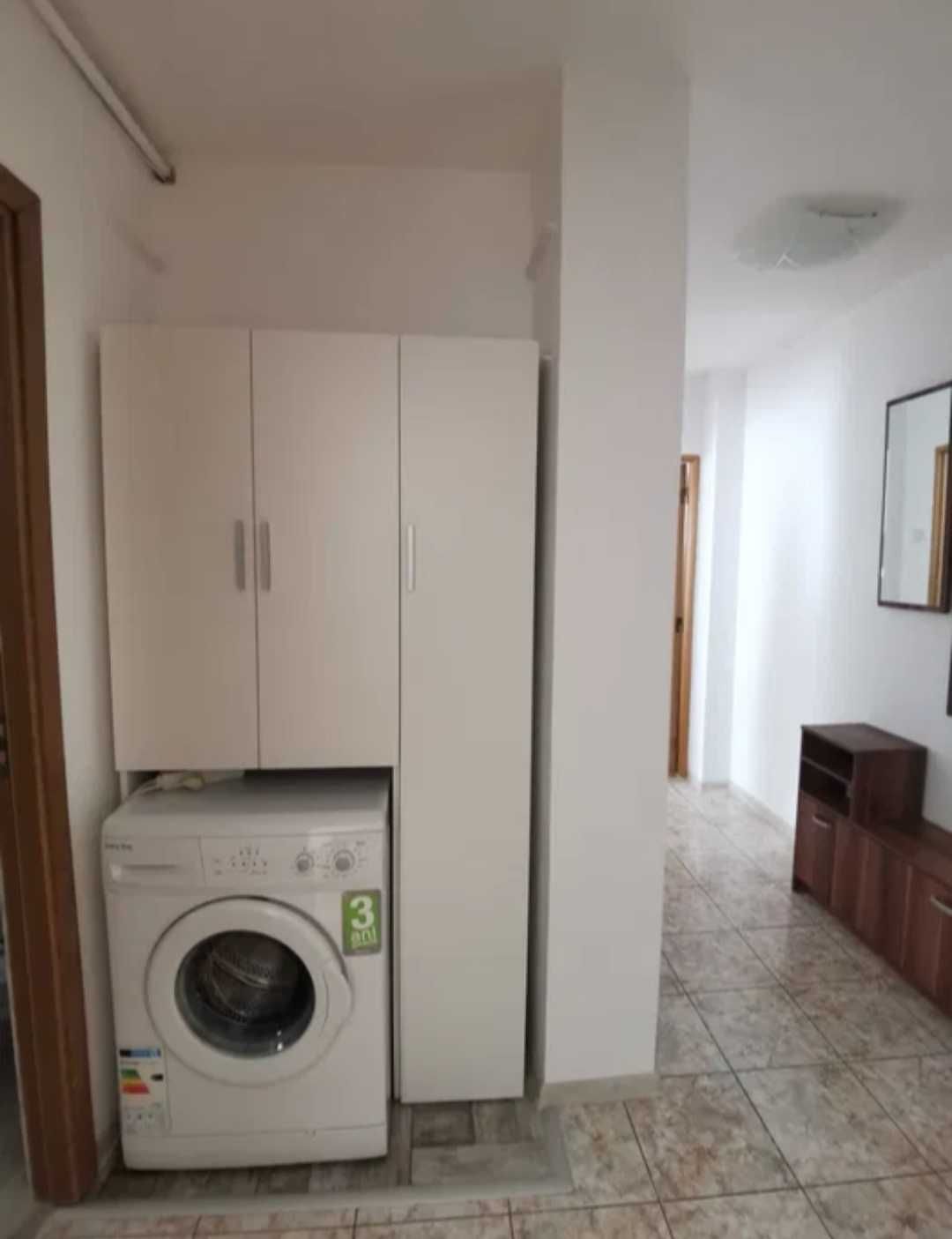 Inchieriez apartament 2 camere