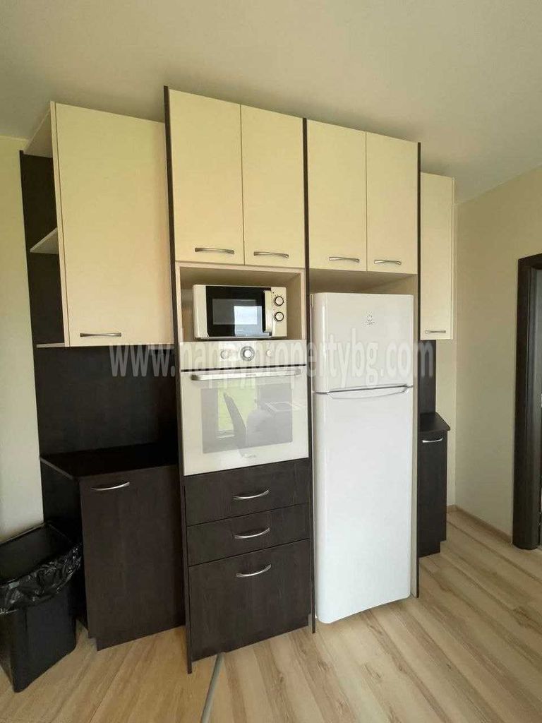 Продава се Тристаен апартамент в с. Равда, Област Бургас - 82 кв.м за 1135 €/кв.м - Снимка #2
