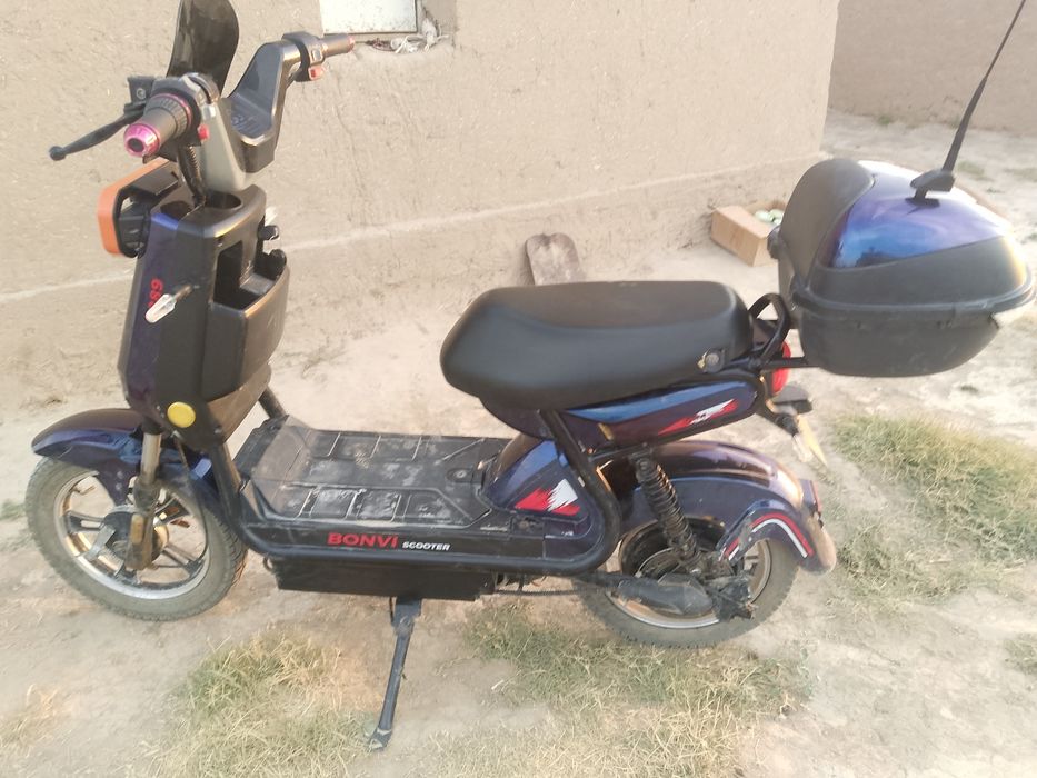 Skuter 7289 tezligi 55 60 yurish masofasi 55