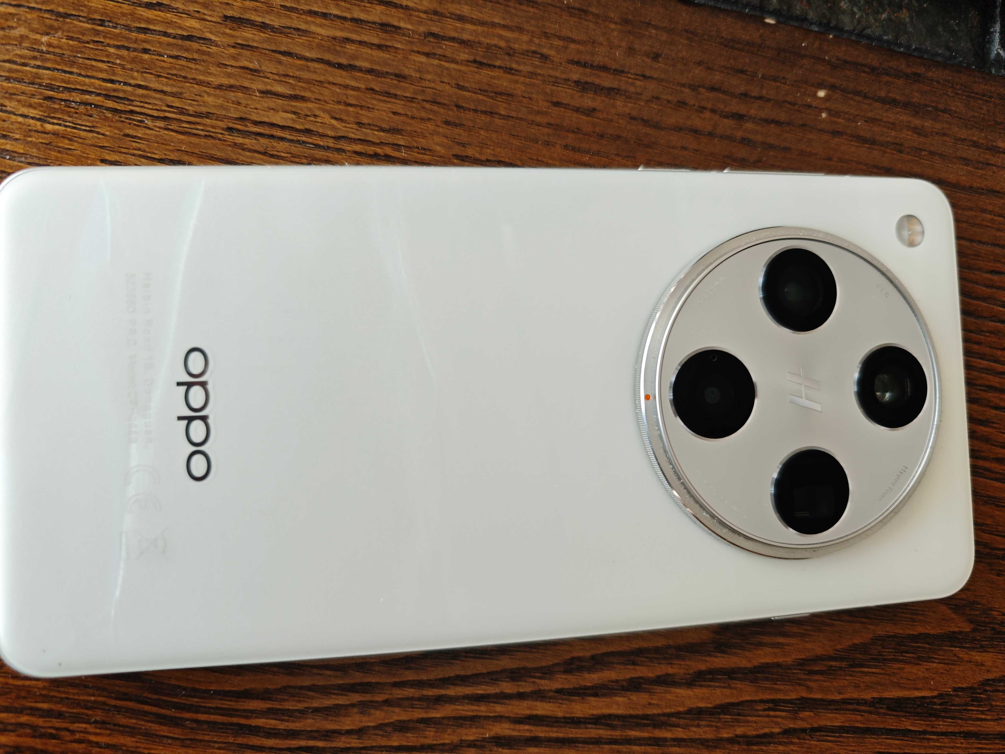 OPPO Find X8 Pro 16Gb RAM + 512Gb stocare - ca nou