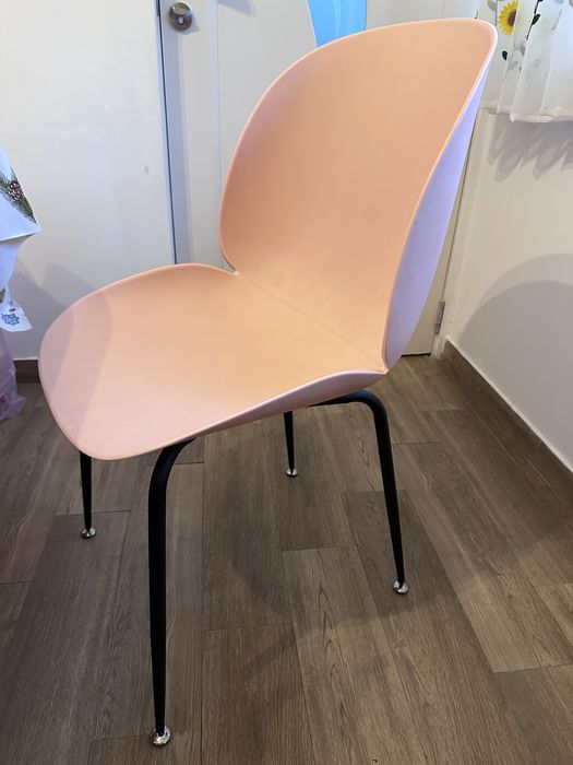 Vand set de 4 scaune de bucatarie