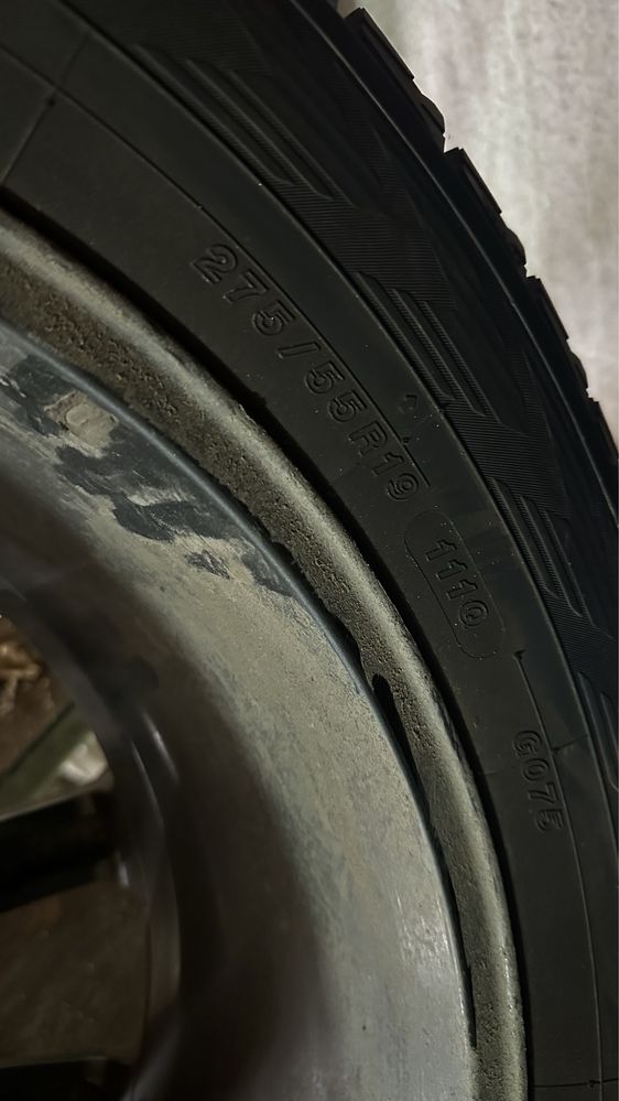 4бр джанти със зимни гуми TOKOHAMA  275/55/19