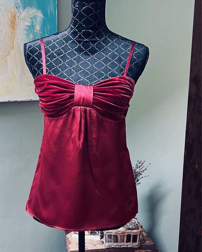 Top Guess by Marciano, S, matase si catifea