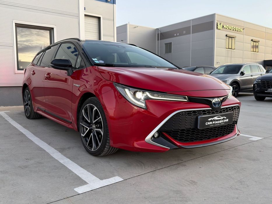Toyota Corolla 2.0Hyb 180CP,HeadUp,Distronic,Incalzire,Alcantara,Jbl,ParkPilot,Led