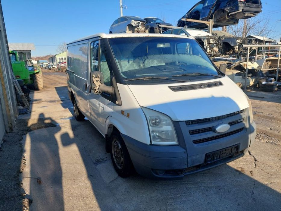 Dezmembram Ford Transit, an 2008, motor 2.2 TDCI tip P8FA