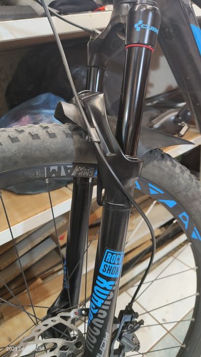 Furca Rockshox Judy Gold Solo Air™, 29" boost, 15x110 mm