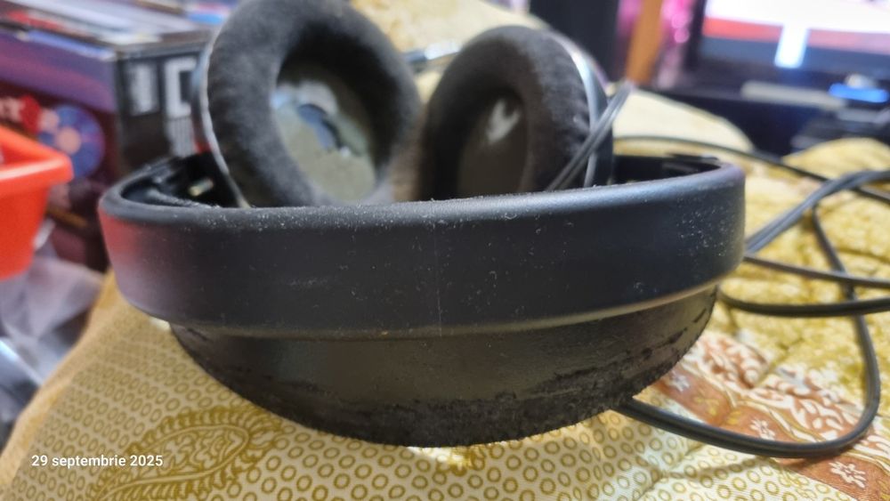 Căști vintage deosebite Sennheiser HD 560 Ovation