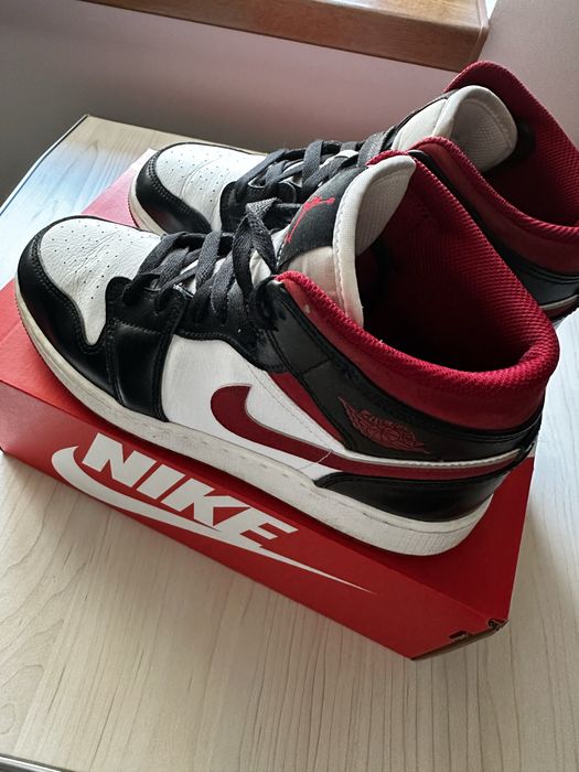 Nike Air Jordan 1 Mid Gym Red