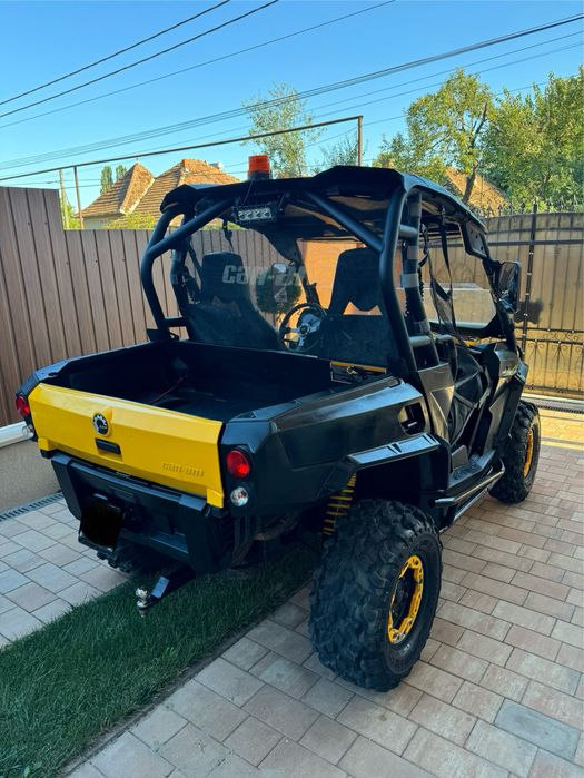 Can Am Commander 1000