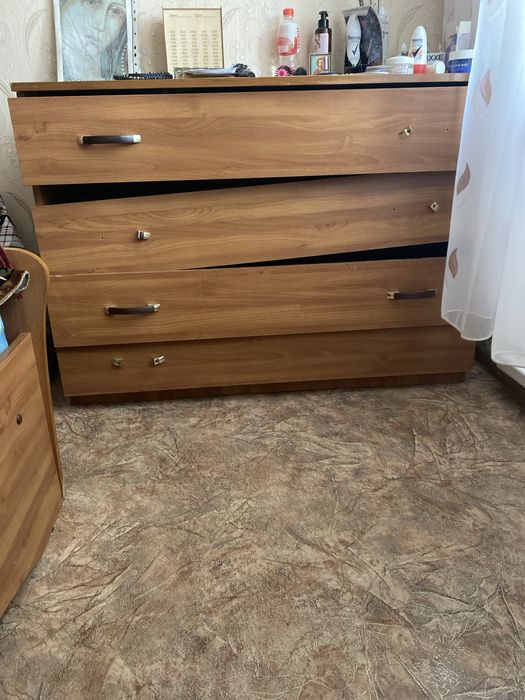 Продам спальню