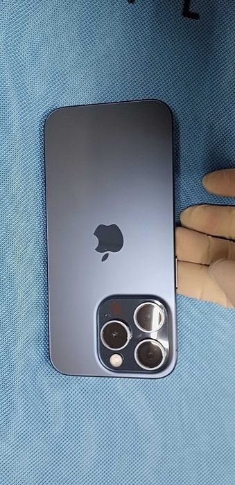 iPhone 15 Pro Black Titanium 256GB – Nou, Full Box – 4.200 lei