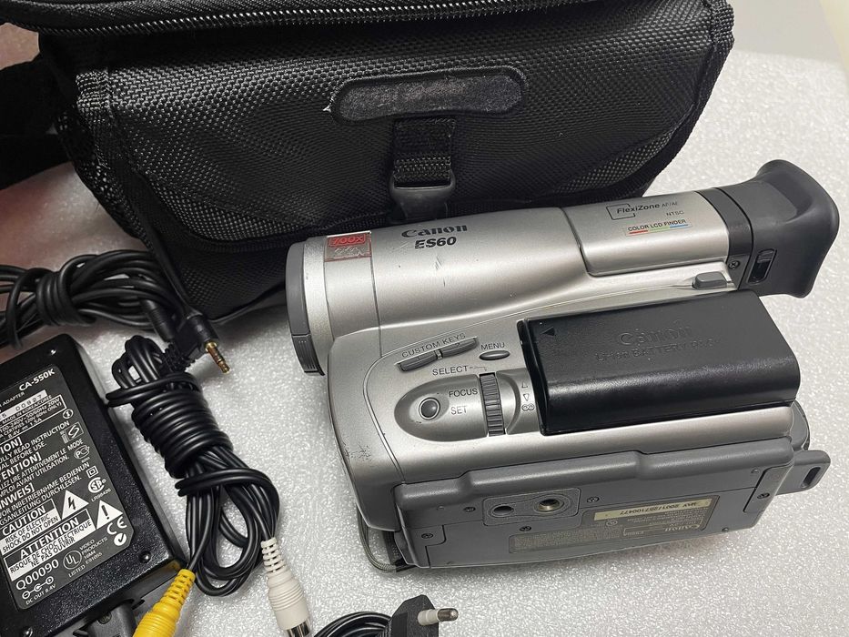 Видеокамера CANON ES60A Made in Japan