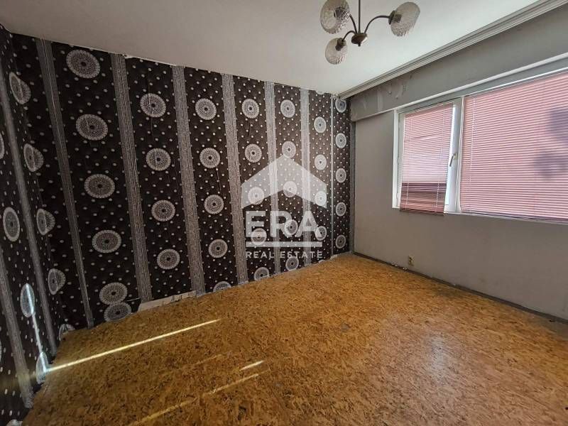 Продава се Двустаен апартамент в Хасково, Орфей - 58 кв.м за 1047 €/кв.м - Снимка #9
