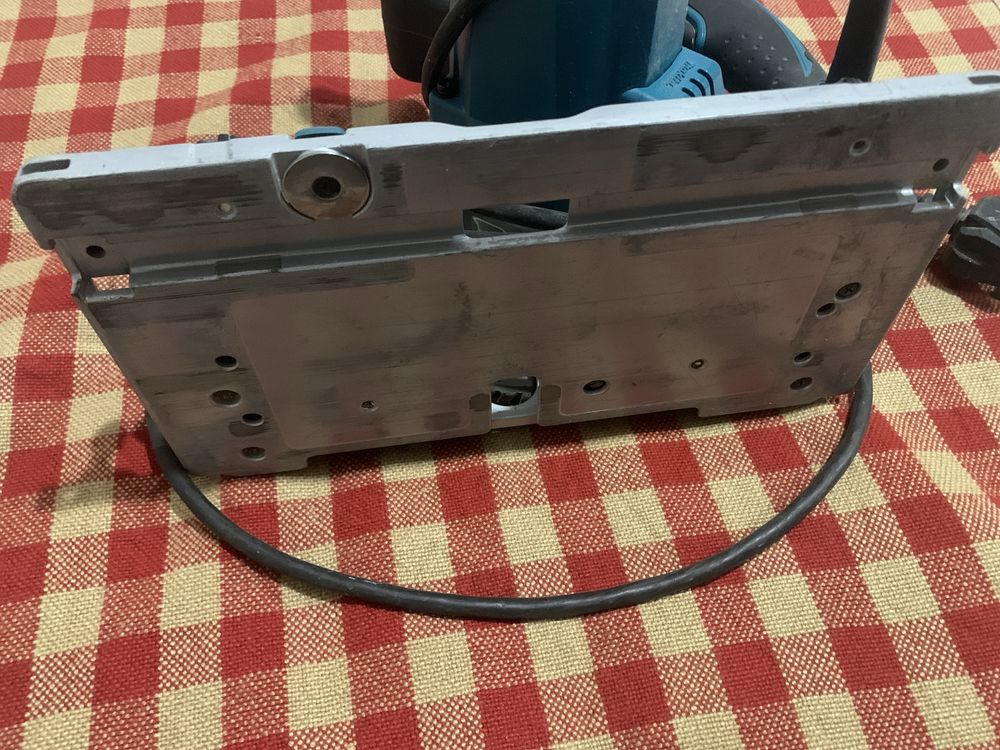 Makita SP6000/потъващ циркуляр