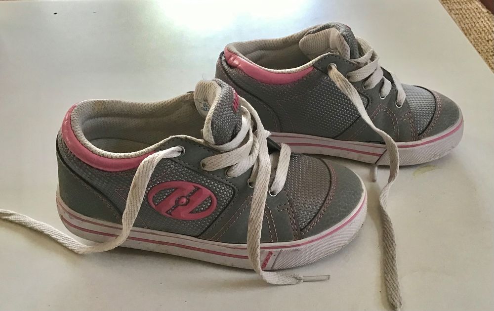 Heelys 31 ( pantofi sport cu role)