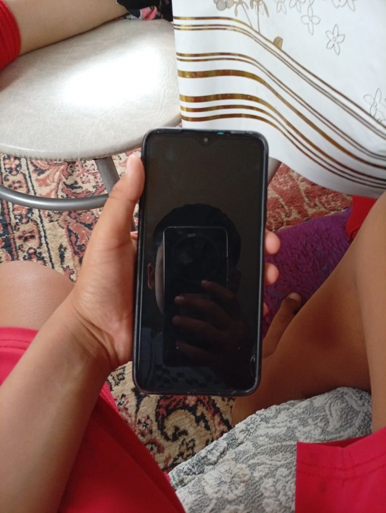 Redmi 9t в хорошем состоянии 6/128гб