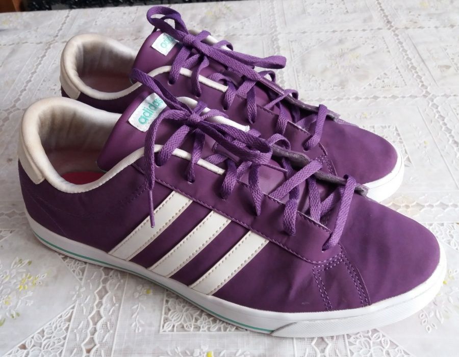 ADIDAS nr 42 adidasi