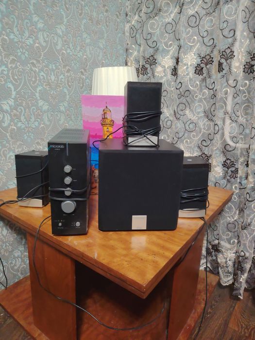 Колонки с сабвуфером майкролаб