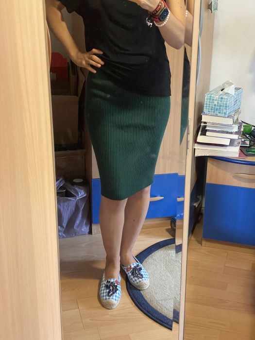 Fuste midi, Demira 100% lana, fusta alba plasa + esapdrile 37,5