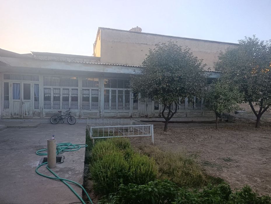 Uy hovli sotiladi. Yunus obod 6 kv