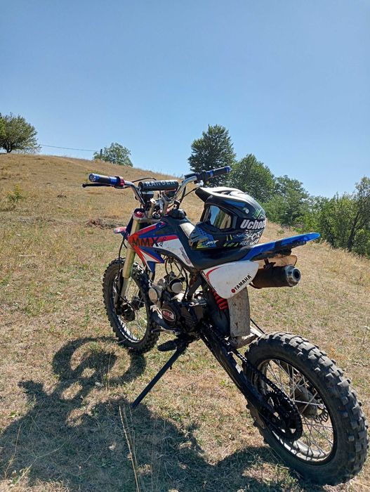 Vând cross 125cc 4T