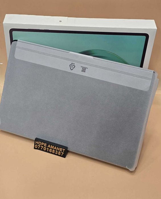 Hope Amanet P4 Honor PAD X8a / 128GB 4GB RAM / Oferim Garantie