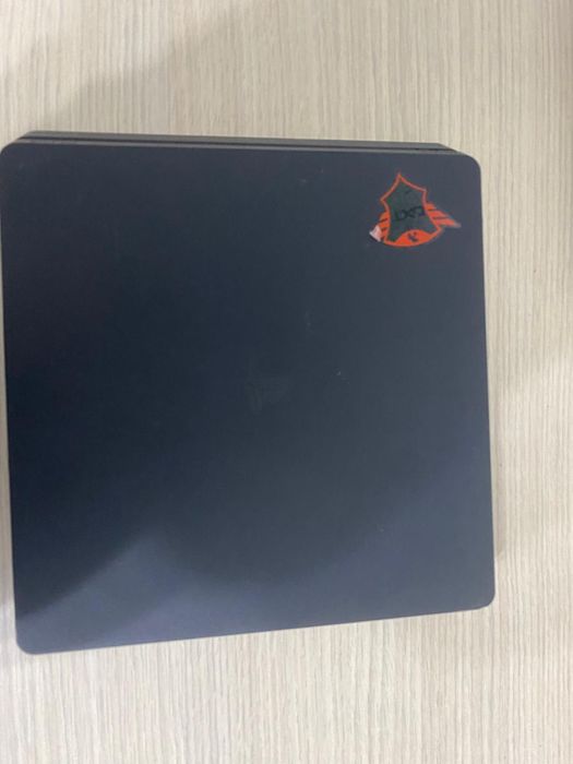 PS 4 în stare bună de funcționare