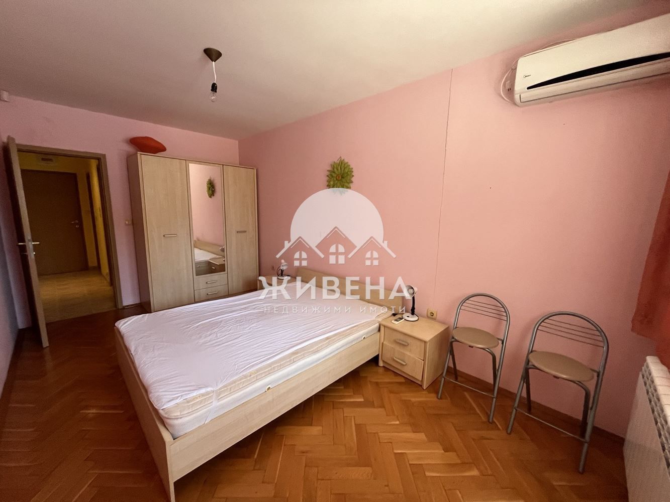 2-стаен апартамент, под наем, кв. Бриз, паркомясто