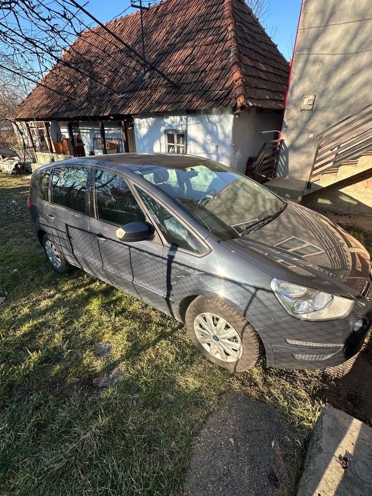 Vând FORD S-MAX 2011