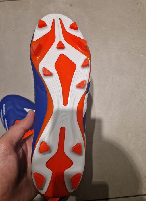 Vand Adidas Predator marimea 43 1/3 si 44