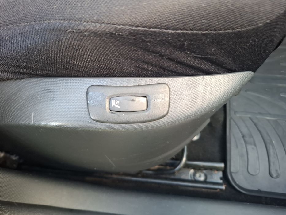 R. CAPTUR 1.5 DCI c v m a nCLIMATRONIC Navig.