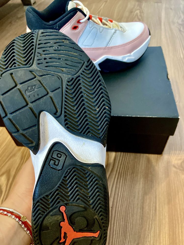 jordan max aura 3