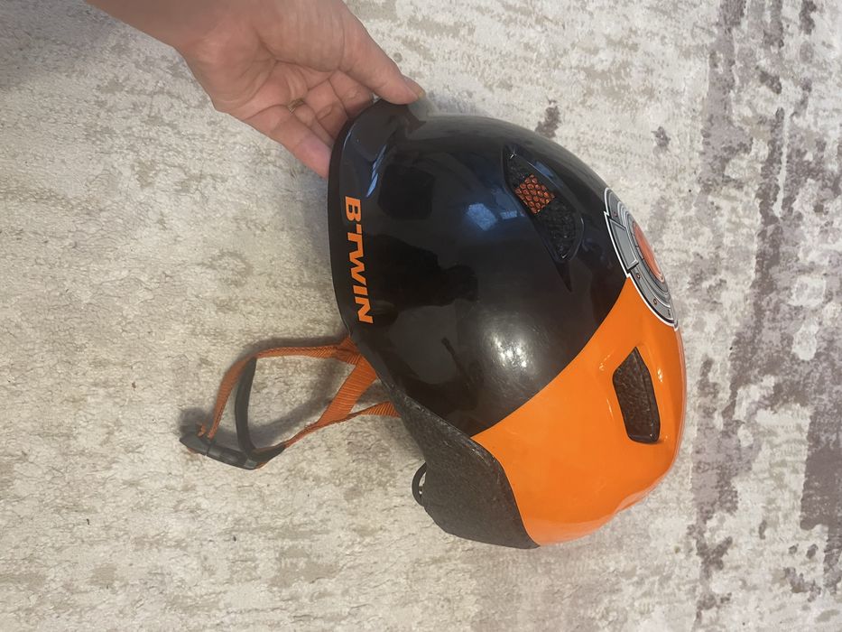 Vand casca de protectie pentru copii