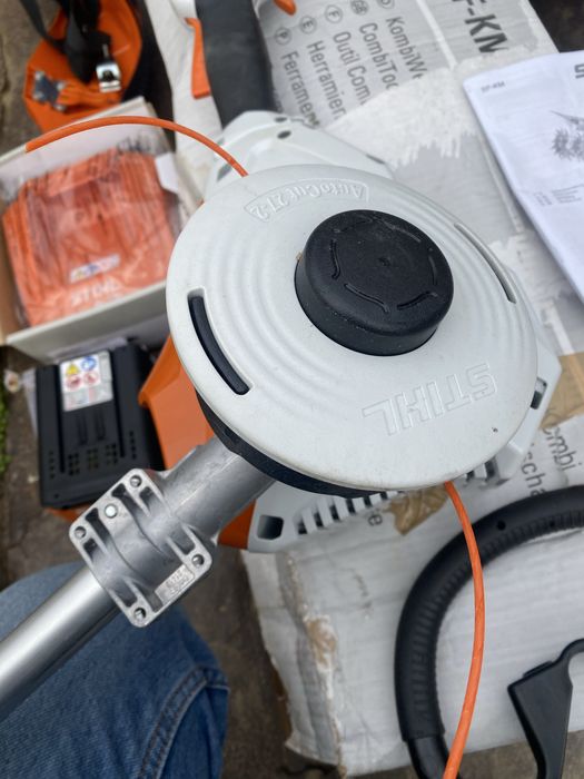 Stihl KMA 120.0 R