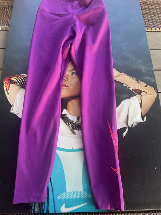 Colanți Nike marimea XS