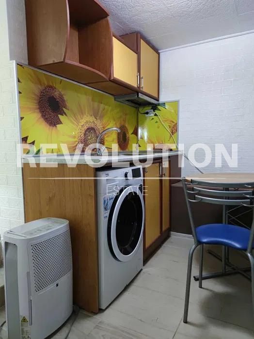 Дава се под наем Двустаен апартамент в Варна, Лятно кино Тракия - 60 кв.м за 300 € - Снимка #2