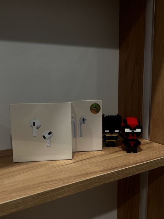Air pods поколения 2,3