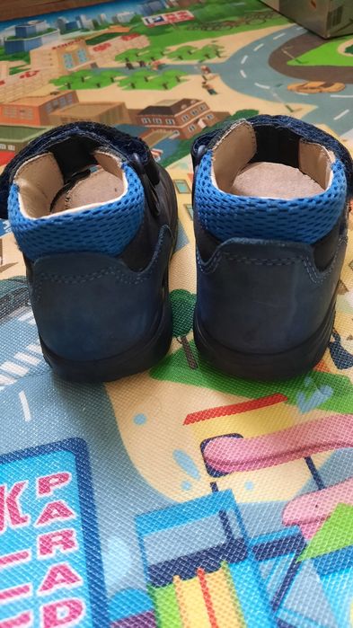 Sandale piele nr. 23 pepino ricosta