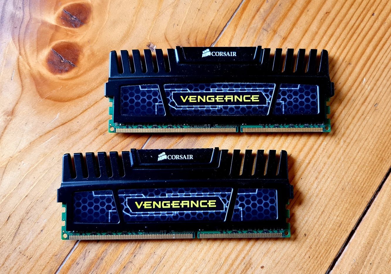 16GB RAM DDR3 1600MHz CL9 1.5v Corsair Vengeance