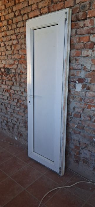 Use Termopan de stînga