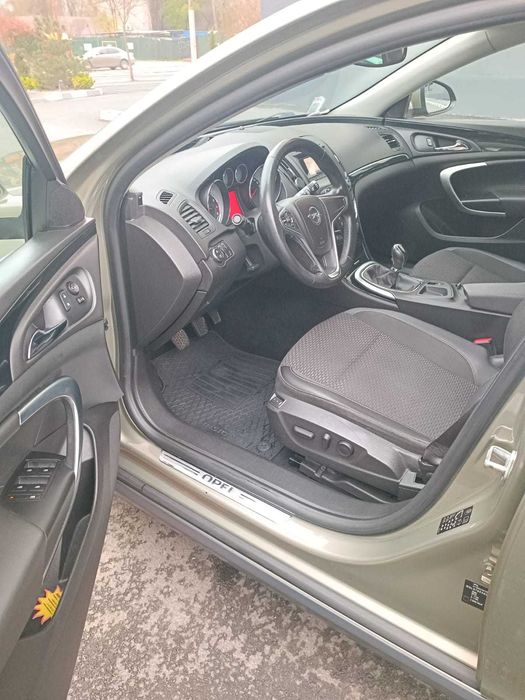 opel insignia tourer