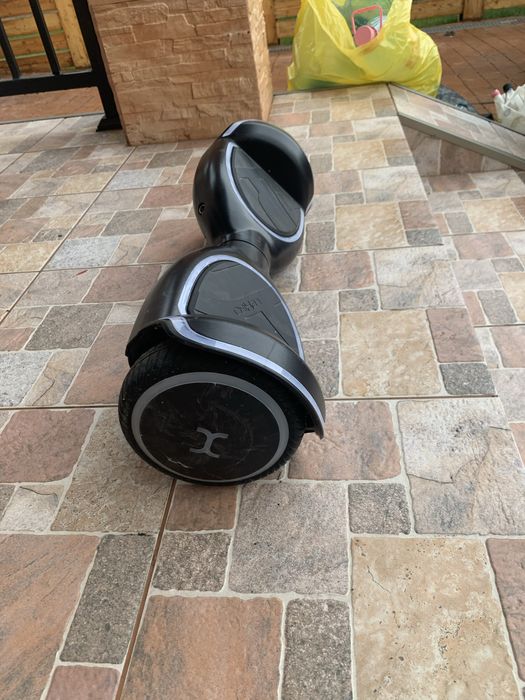 Hoverboard electric cu lumini