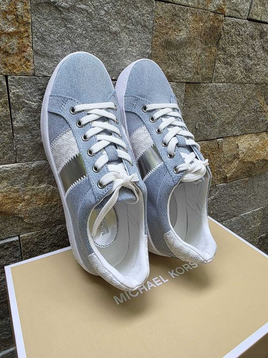 Нови,Оригинални обувки на марките Michael Kors, Armani Exchange, Guess