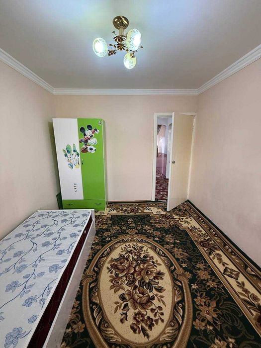 Самарканд шахрида 3 хонали, 4-қаватда жойлашган квартира сотилади