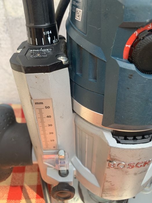 Bosch Professional GOF 1600 CE /230V/1600W/оберфреза/